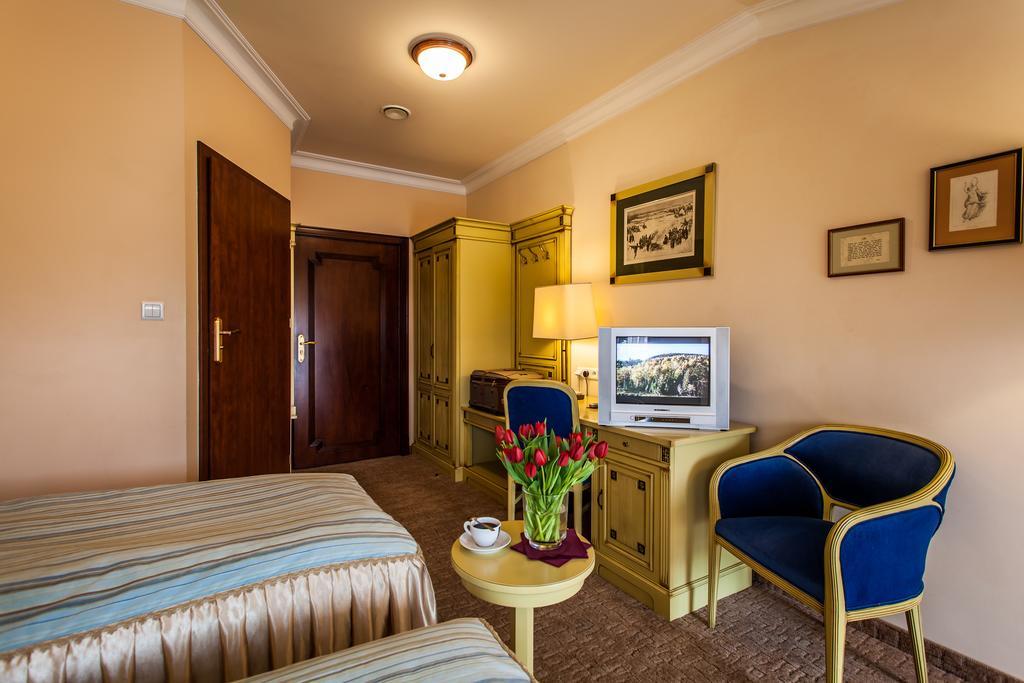 Hotel Na Podzamczu Tarnowskie Góry Pokoj fotografie